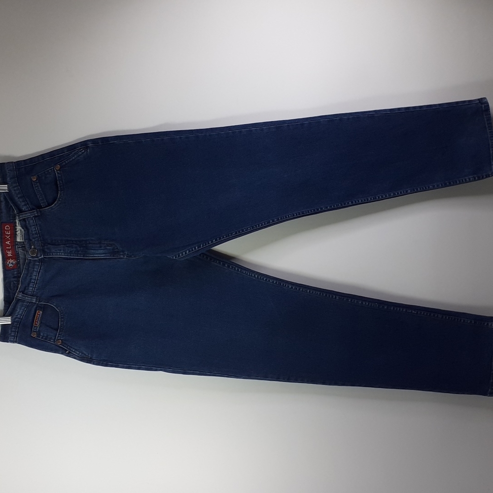 Posted Relaxed Mom Jeans  Tapered Leg 2 Pockets Size 11 Waist 31